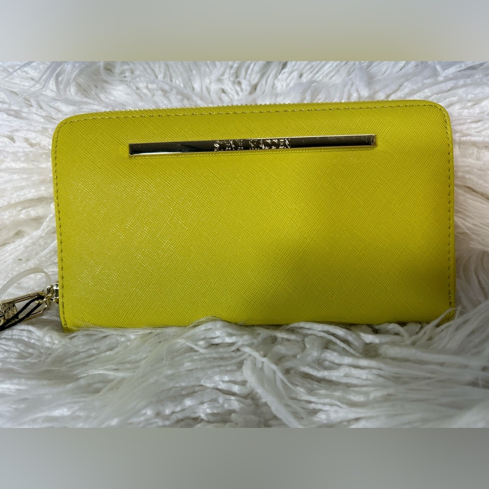 Steve Madden Wristlet Wallet